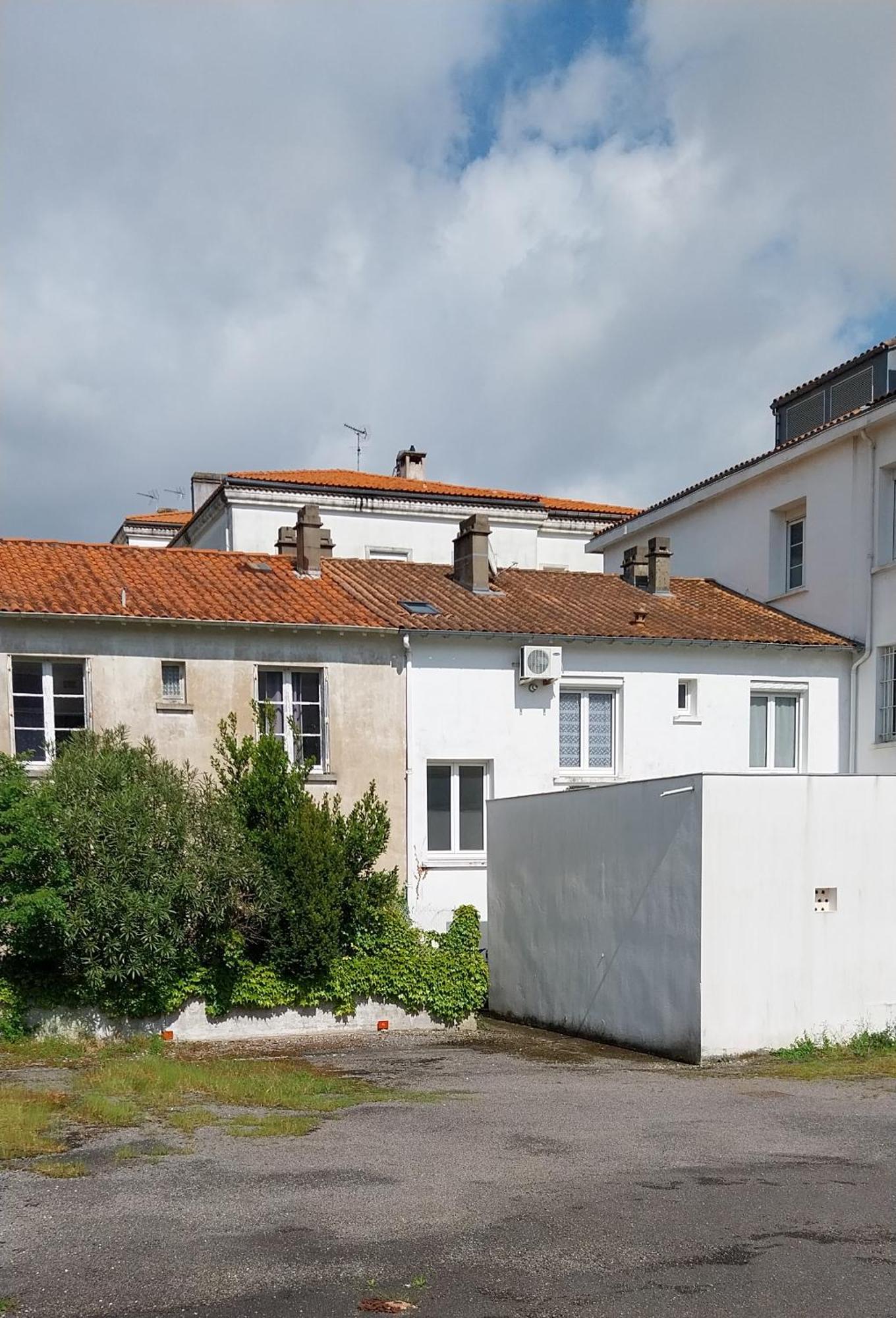 Maison De Ville Plein Centre, 3 Etoiles, A 200M De La Plage, Parking Prive, Wifi Royan Extérieur photo